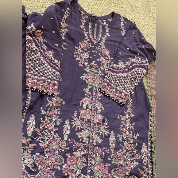 Elegant Purple Embroidered Dress with Pink Accents Brand Hussain Rehar - Picture 11 of 15